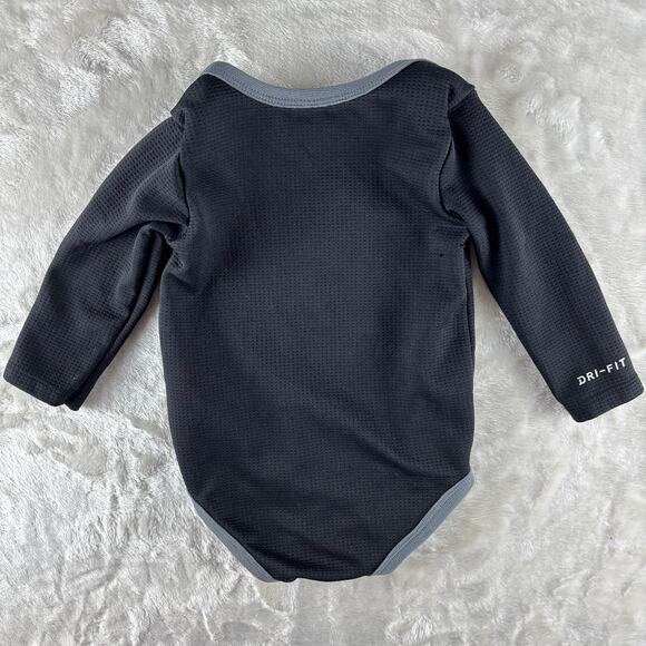 Nike Dri-Fit Bodysuit Baby 12M "Born Legend" Long Sleeve Black - Picture 2 of 6